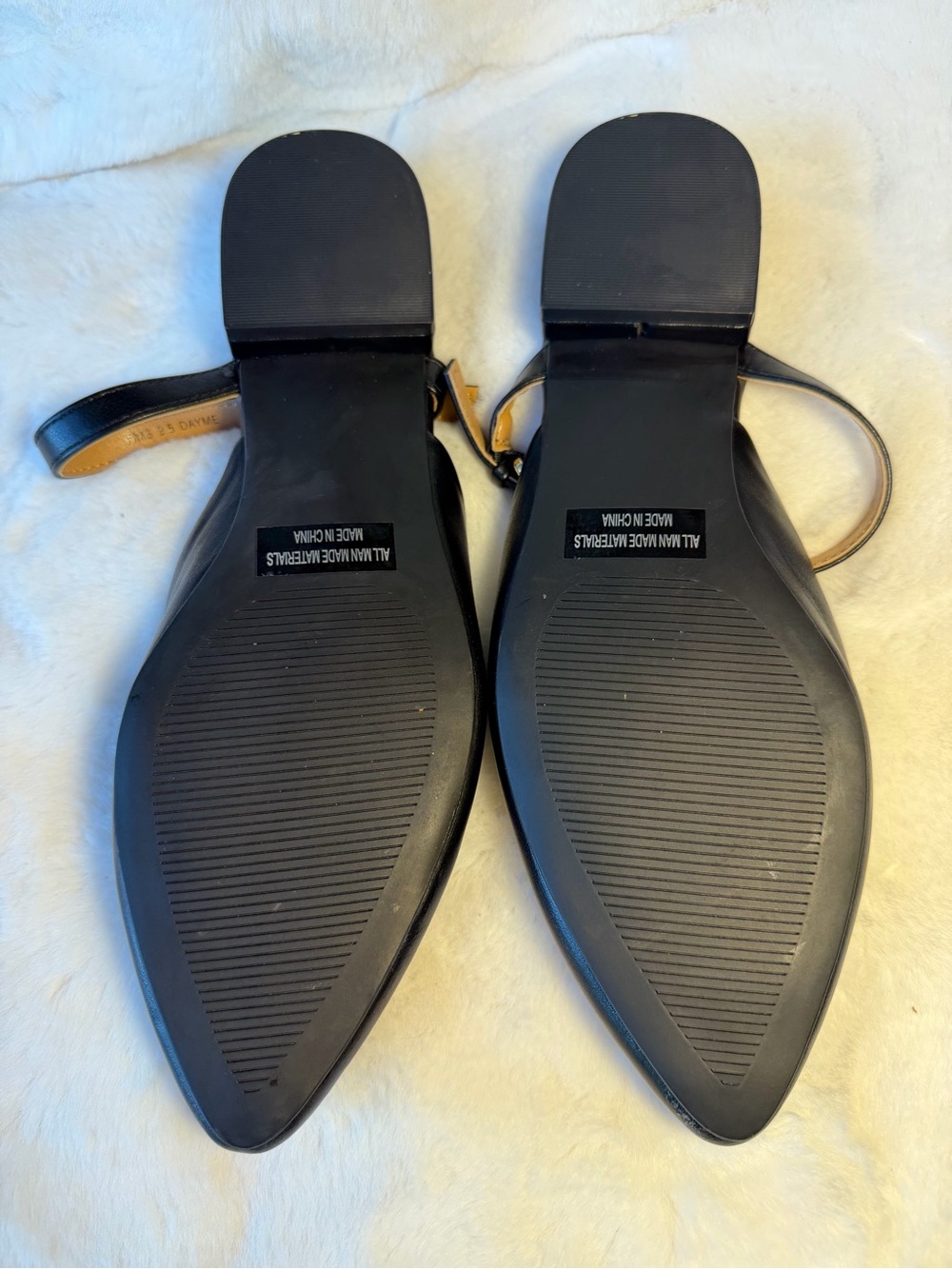 DV by Dolce Vita Black Pointed Slingback Flats with Gold Buckle Size 9.5 - Picture 5 of 6